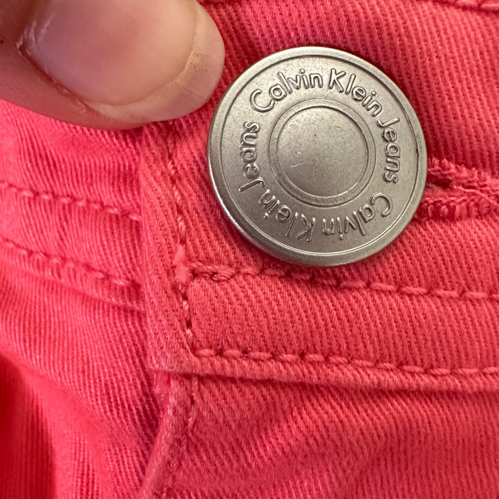 Calvin Klein Peachy Jeans - Picture 5 of 5